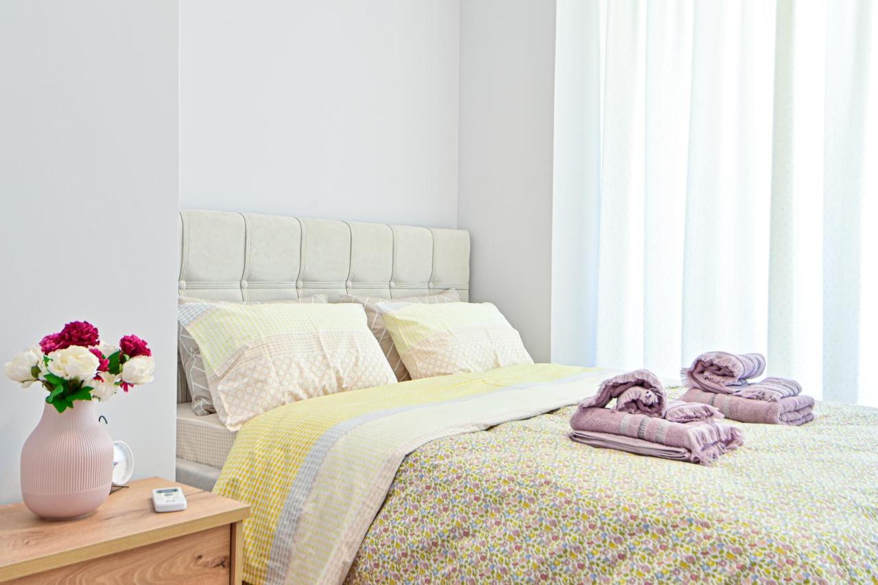 Modern Flat In The Heart Of Port Of Piraeus 아파트 외부 사진
