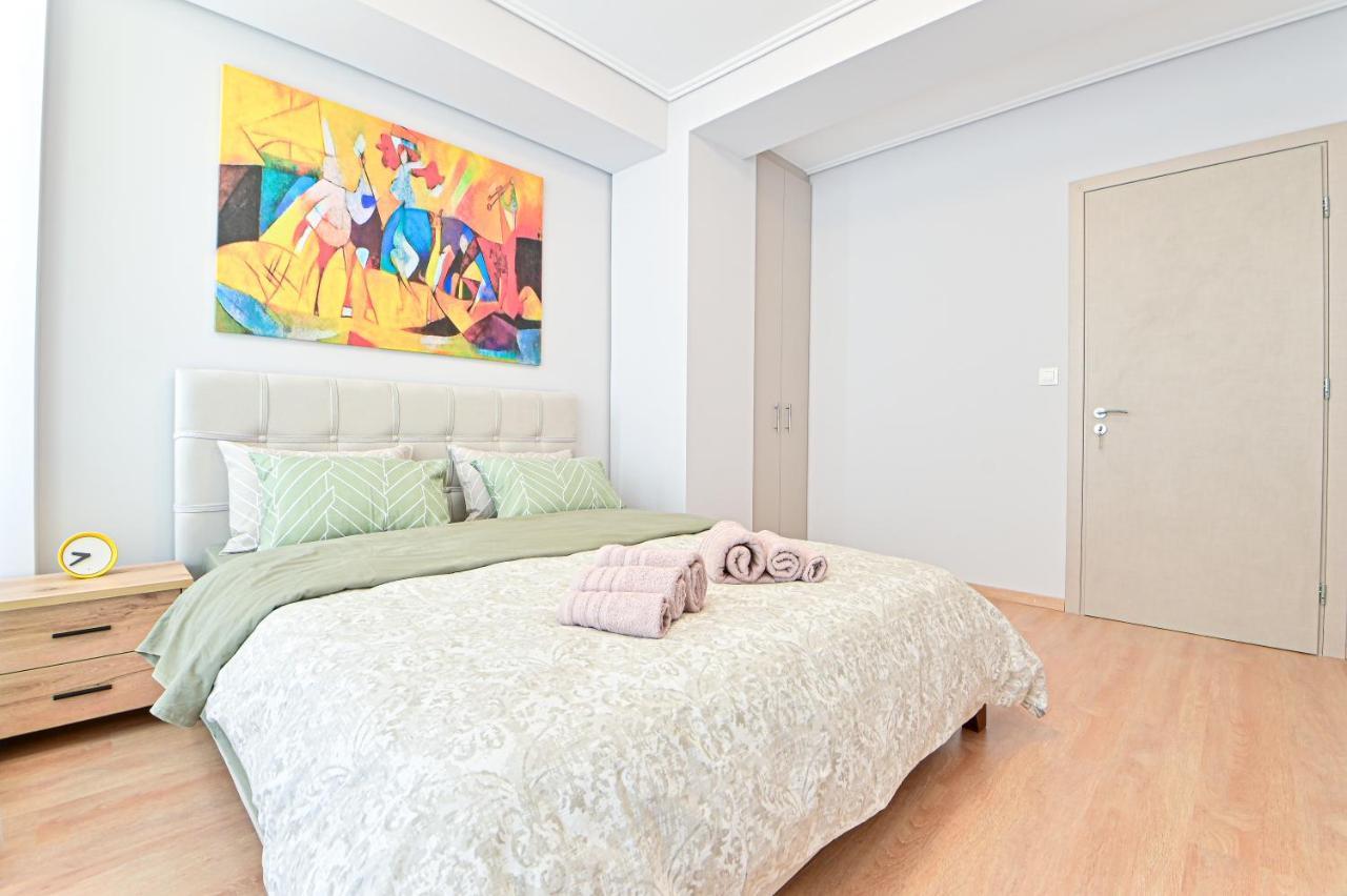 Modern Flat In The Heart Of Port Of Piraeus 아파트 외부 사진