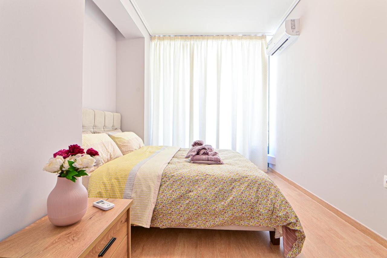 Modern Flat In The Heart Of Port Of Piraeus 아파트 외부 사진