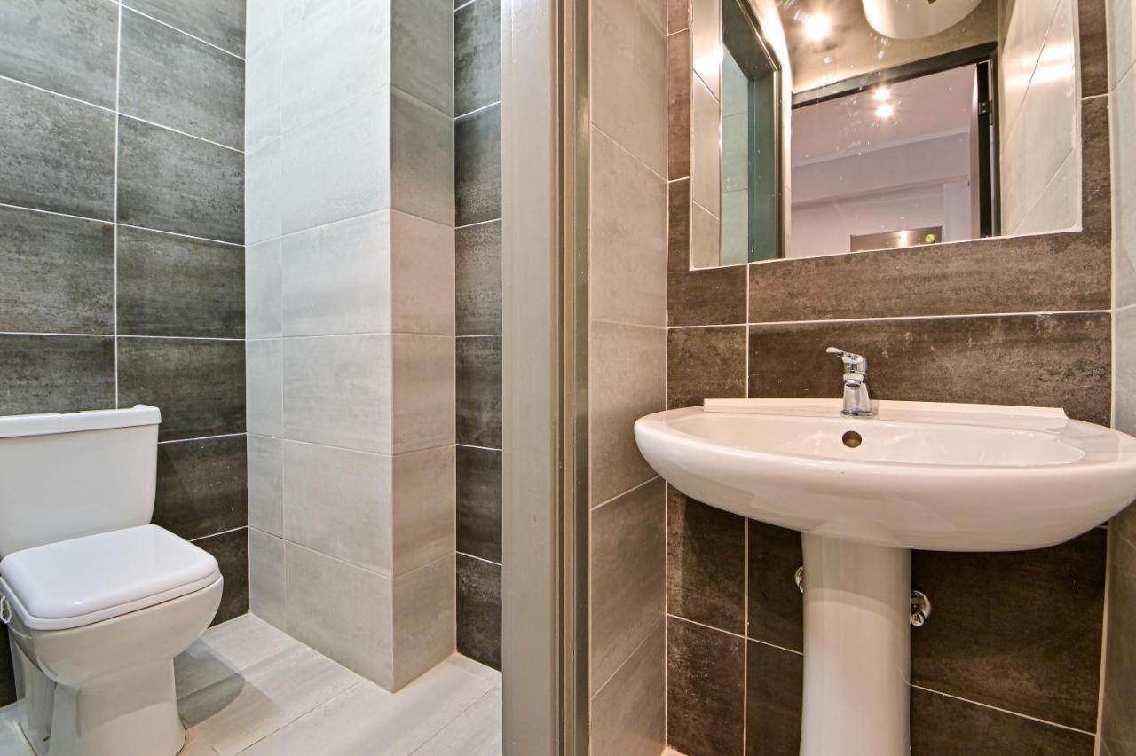 Modern Flat In The Heart Of Port Of Piraeus 아파트 외부 사진